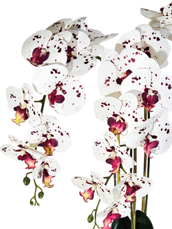Искусственные Орхидеи Крапчатые белые 3 ветки латекс в кашпо, 65см
