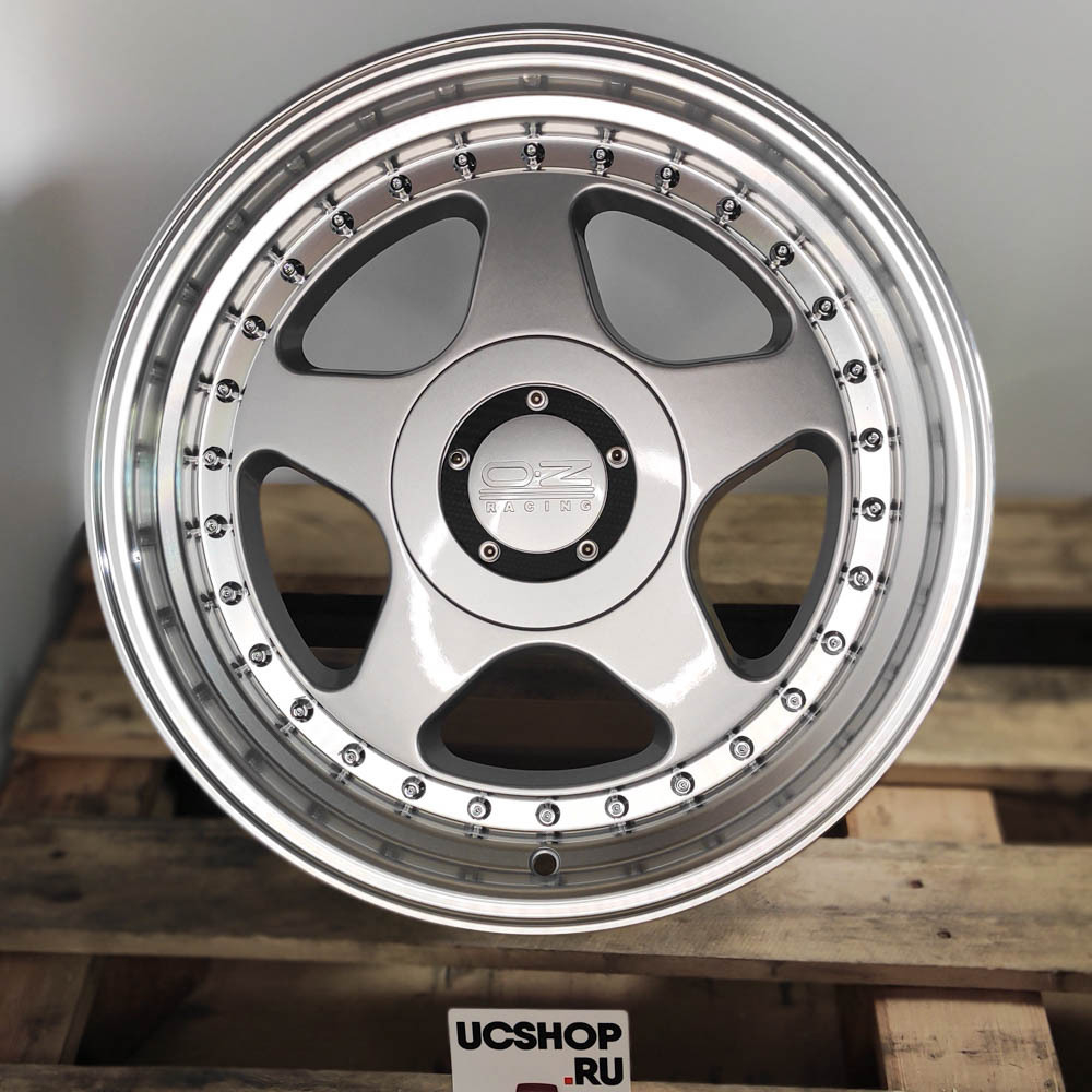 Комплект дисков OZ Futura 16x7.5/9 et30/30 4x100/4x114.3