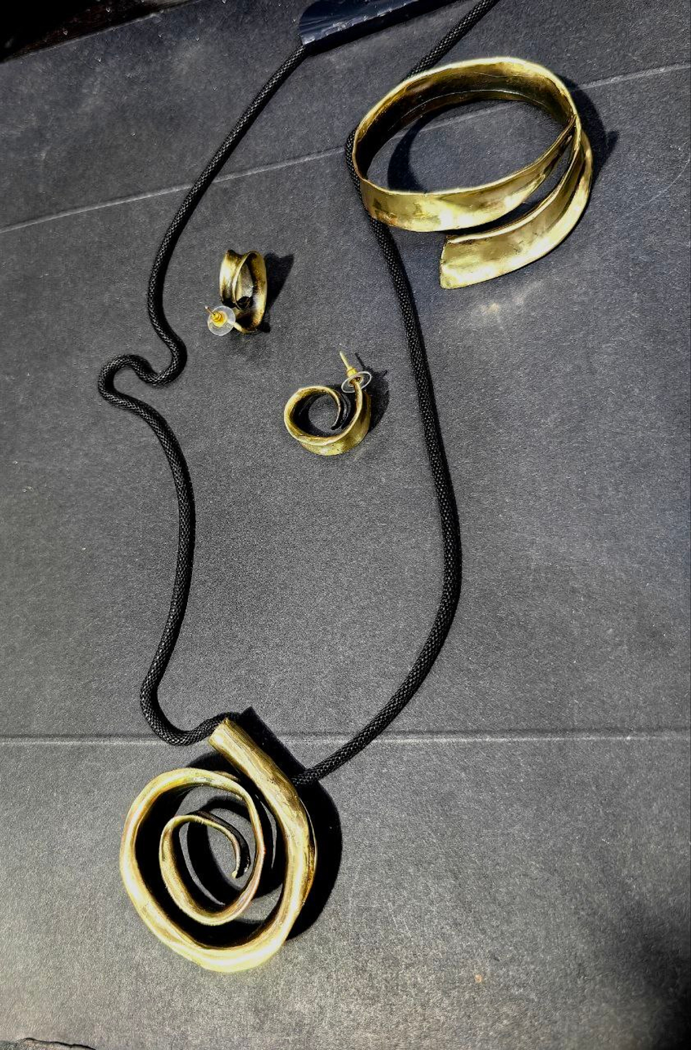 Браслет широкая линия, бронза