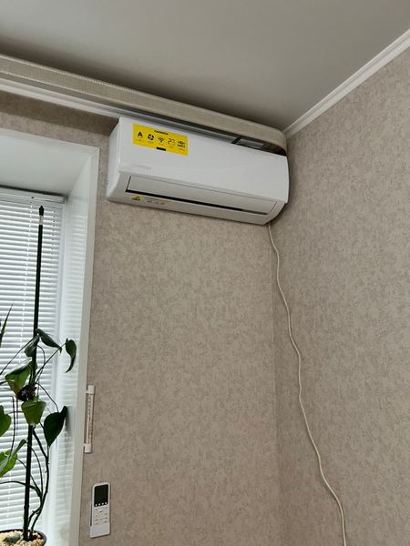 Базовый монтаж бытового кондиционера Базовый монтаж бытового кондиционера