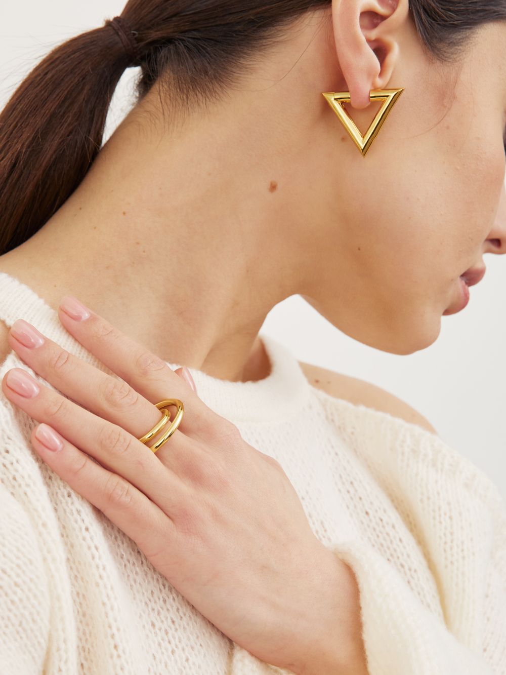 TRIANGLE EARRINGS