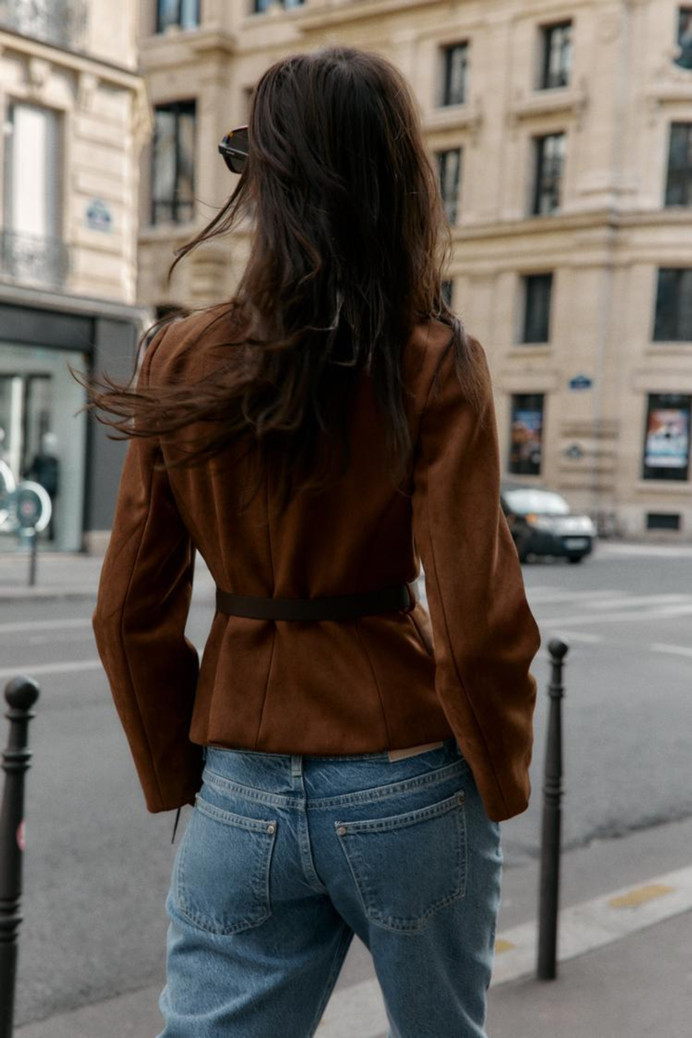 ZARA БЛЕЙЗЕР ИЗ ИСКУССТВЕННОЙ ЗАМШИ С ПОЯСОМ, КАРАМЕЛЬНЫЙ