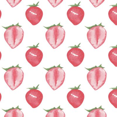 Клубника половинки