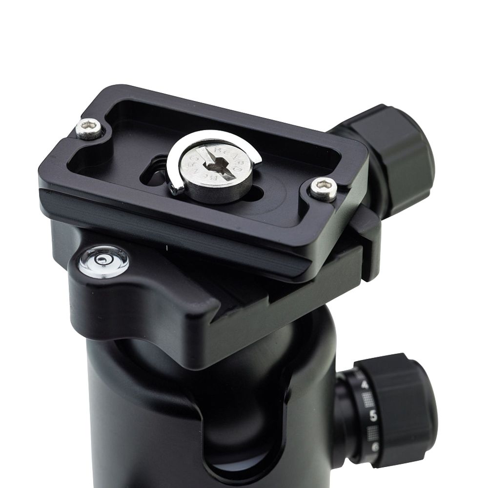 Шаровая штативная головка Benro B4