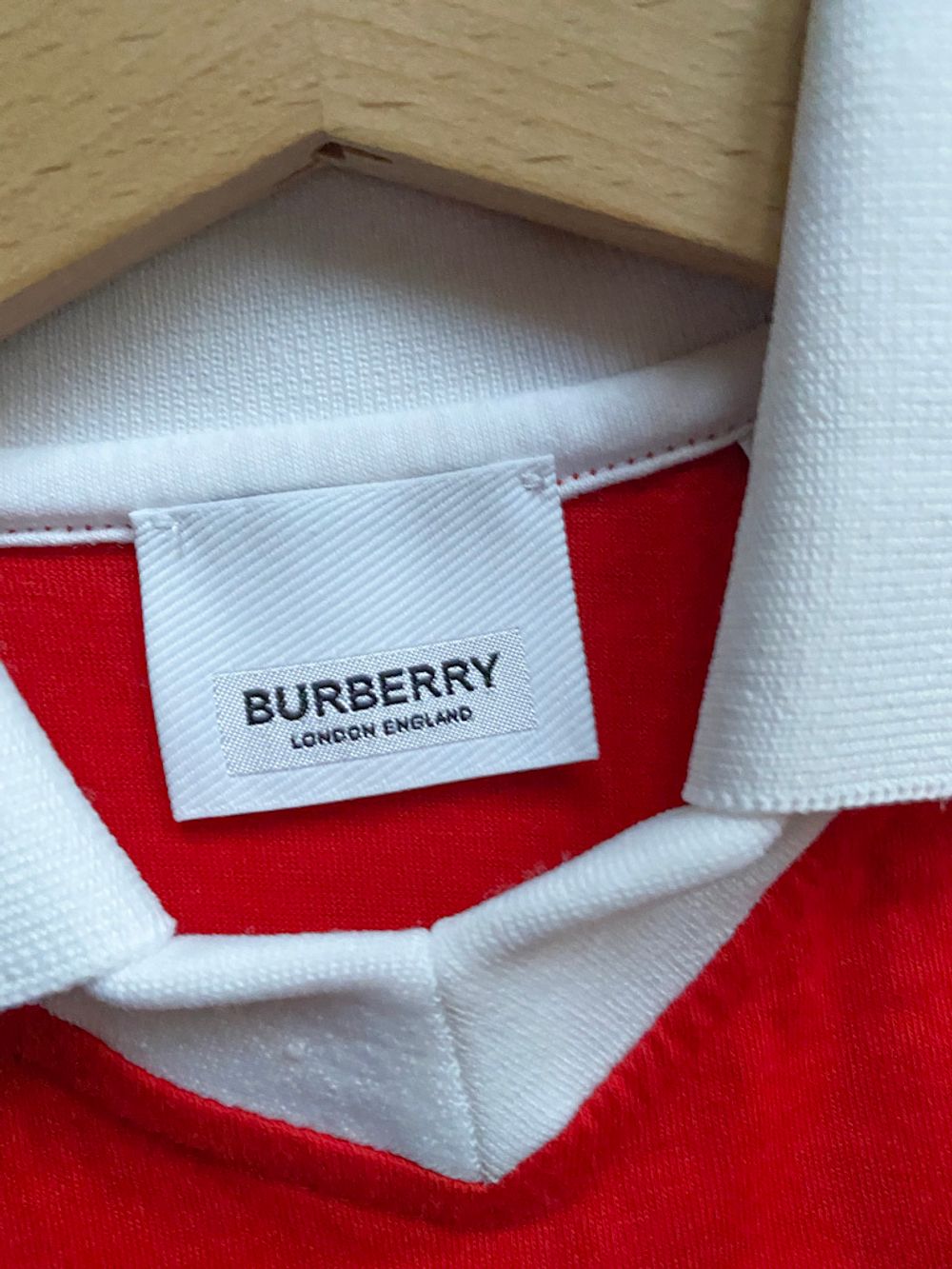 Новое поло Burberry, 98