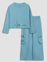 Спортивный костюм для девочки в школу