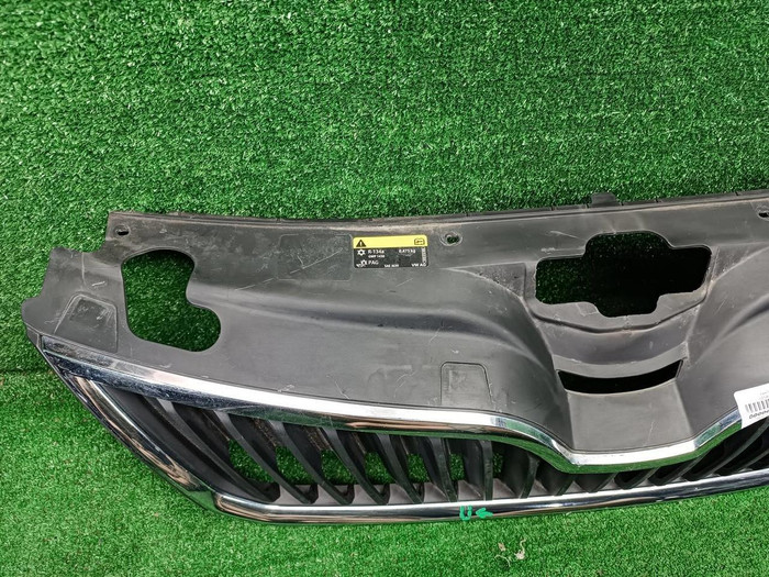 Решетка радиатора Skoda Rapid 1 (2012-2020)