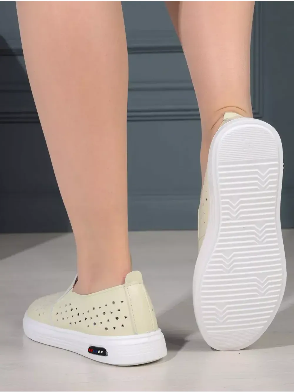 Мокасины летние с перфорацией