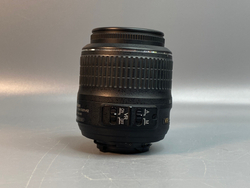 Nikon D3000 Kit 18-55mm 7.367 Кадров