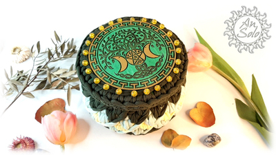 Шкатулка вязаная "Мифическое Древо"