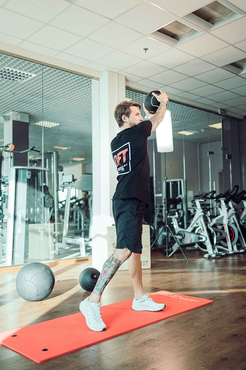 Мяч тренировочный черный 5 кг