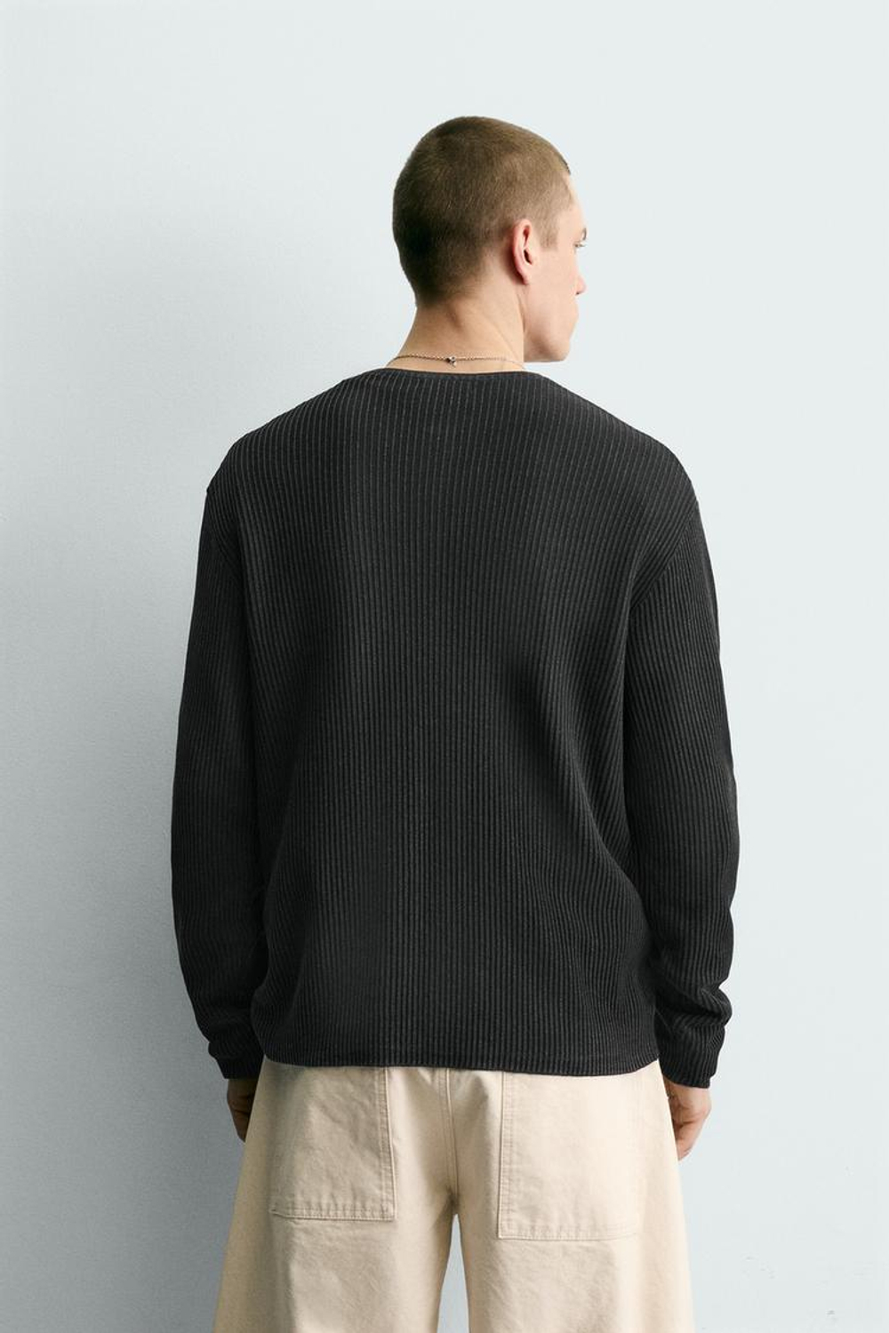 ZARA СВИТЕР С РЕЛЬЕФНОЙ ТКАНЬЮ И ОТЛОЖНЫМ ВОРОТНИКОМ, ЧЕРНЫЙ