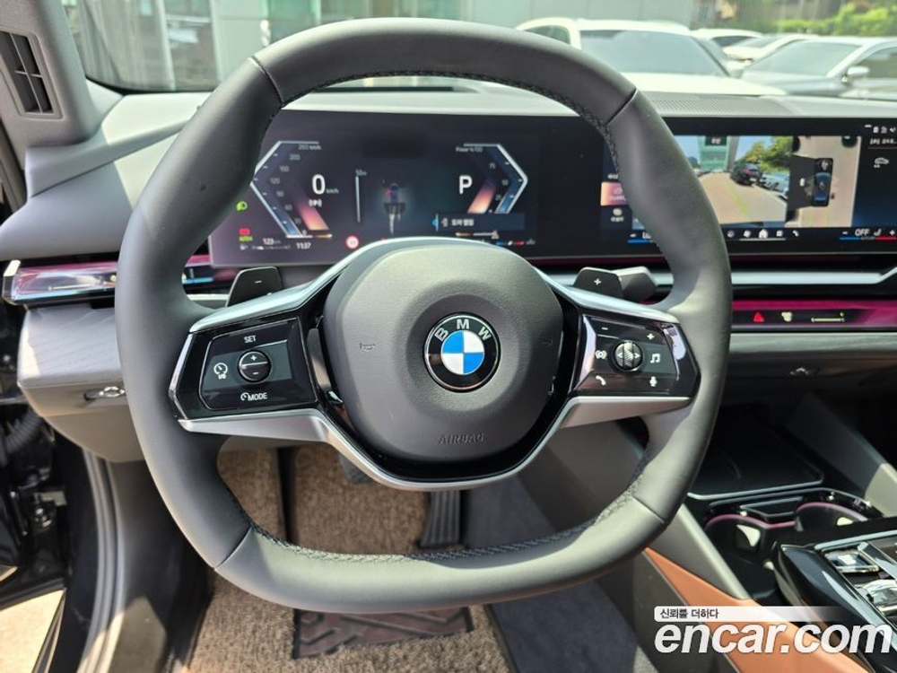 BMW 5 Series (G60) 530i xDrive (12.2023)