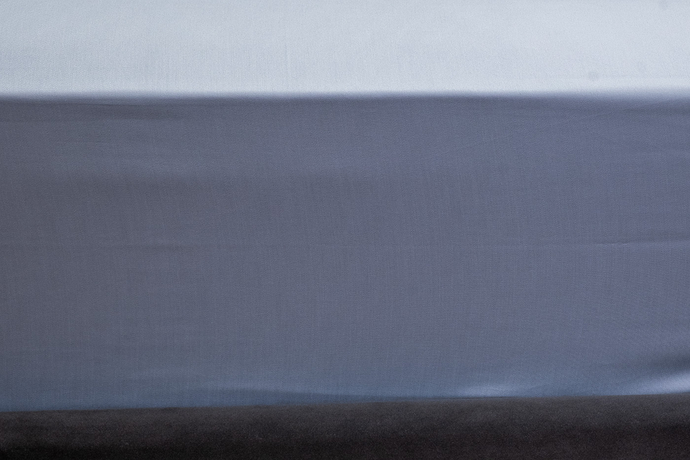 Простыня сатиновая на резинке Garda Decor 180х200х30см голубая