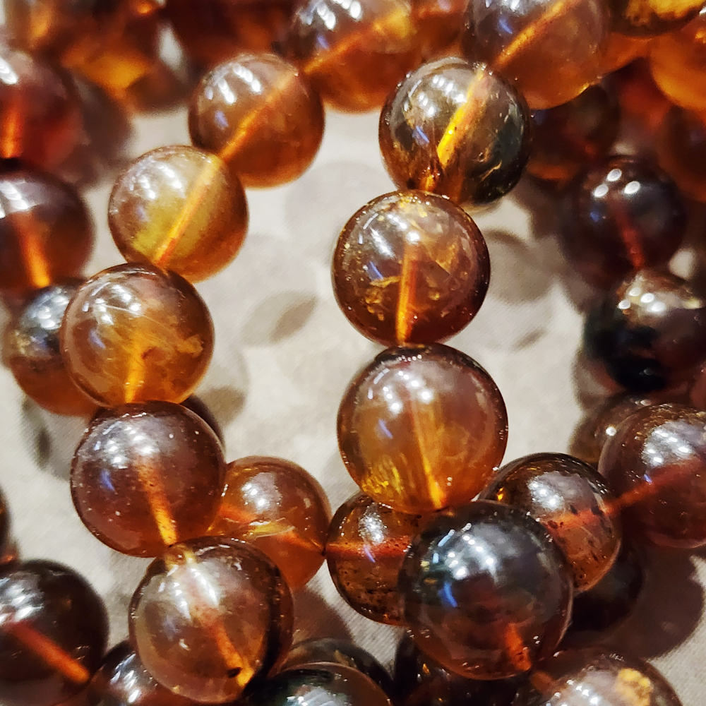 Янтарь натуральный, крупный шар, 10.2 - 10.5мм, штучно