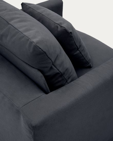 A cover designed to keep your Nora amchair in brand-new condition. Made from linen and cotton fabri