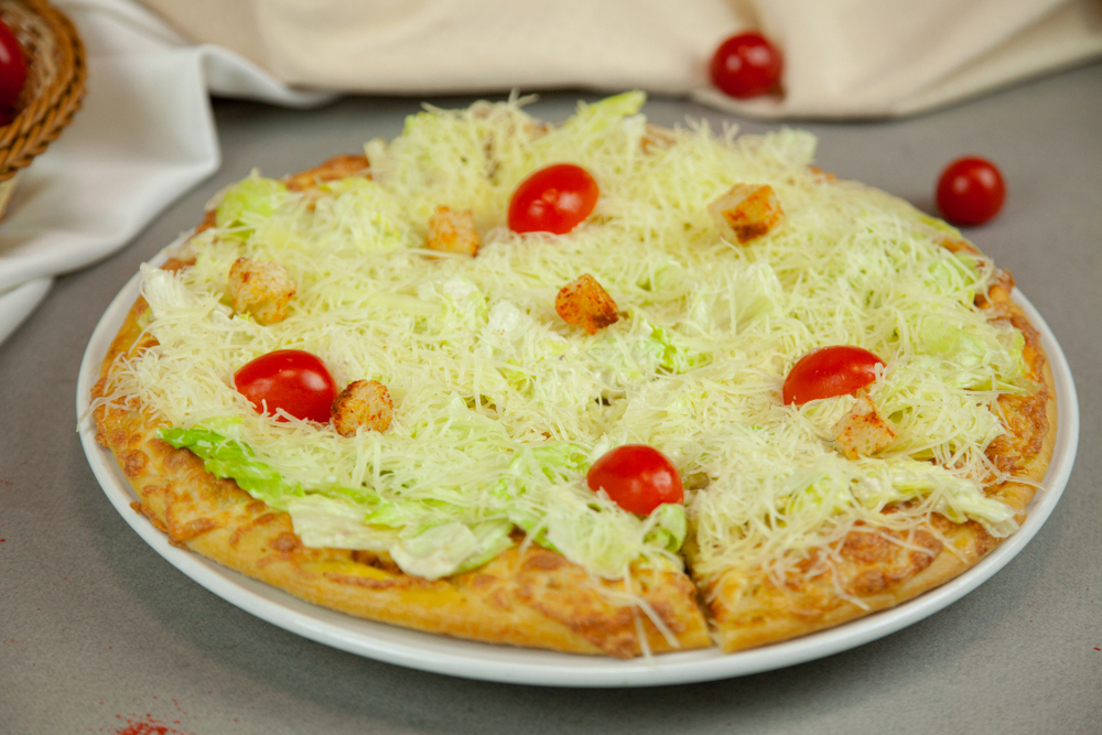 Пицца "Цезарь с курицей", 30 см