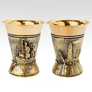 ЧАРКИ, ЛАФИТНИКИ И ГРАФИНЫ