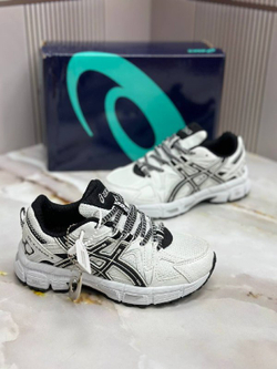 Детские беговые кроссовки Asics Run