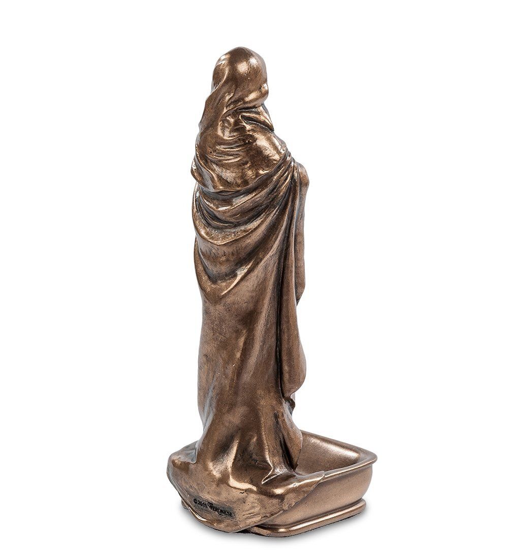 WS-418 Статуэтка «Матерь Божья с купелью»