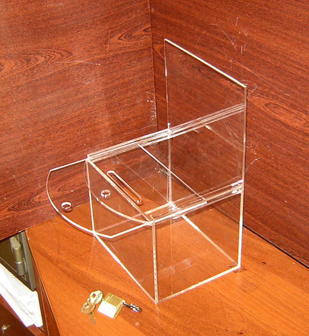 Ящик для пожертвований 200х150х150 300