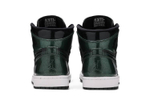 Кроссовки Jordan Air Jordan 1 Retro Grove Green
