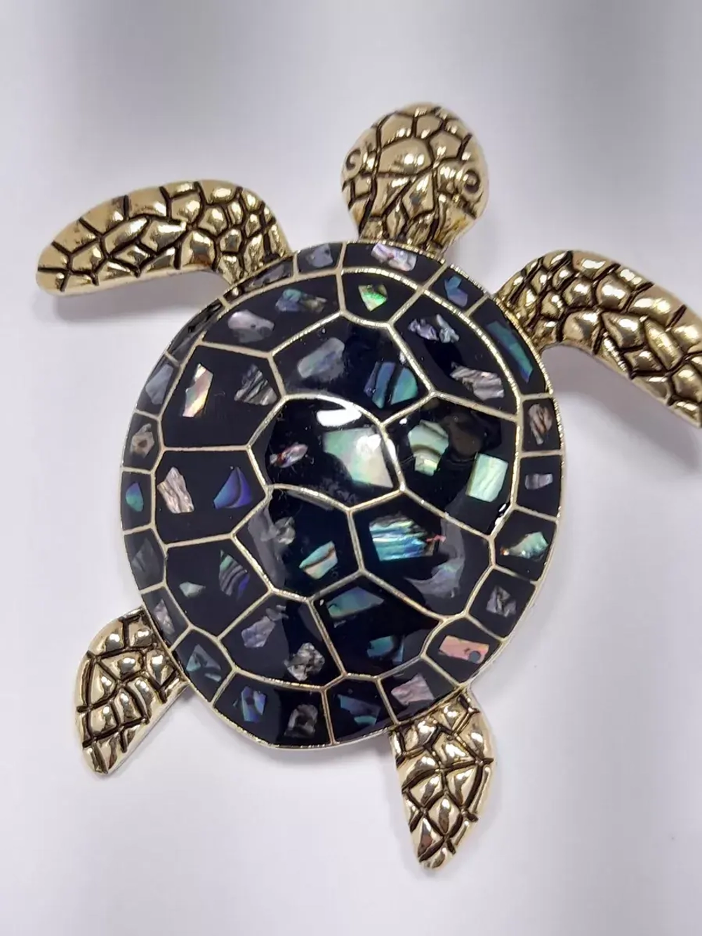 Брошь-кулон Черепаха изумруд