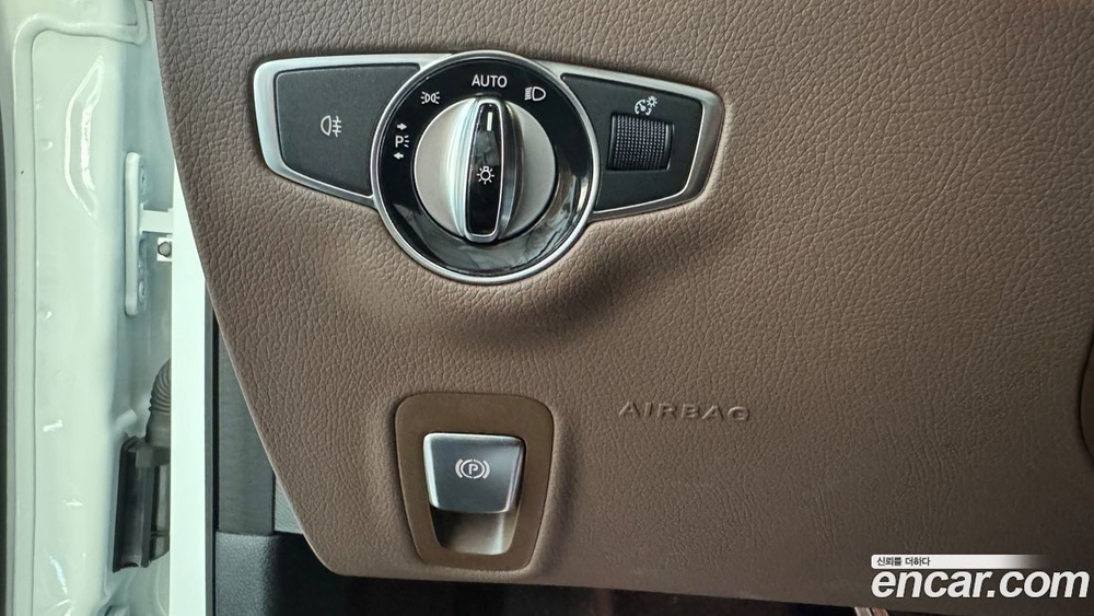 Mercedes-Benz E-Class W213 E250 Avangarde (03.2022)