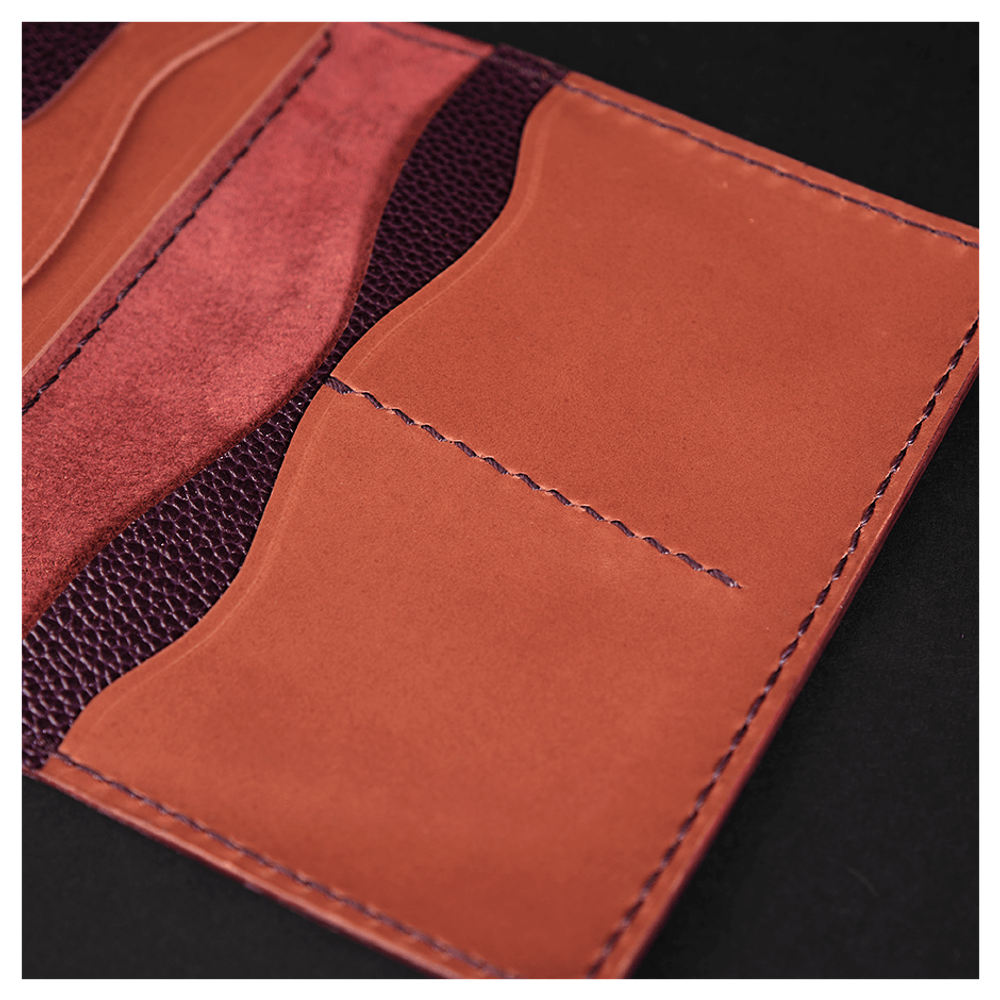 Кожаная обложка на паспорт «Шаманка» (фигура)