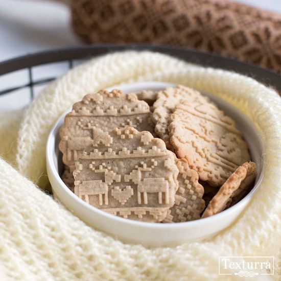 Скалка с узором Свитер Сканди