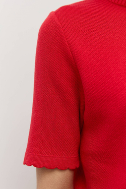 Джемпер-футболка с фигурным краем