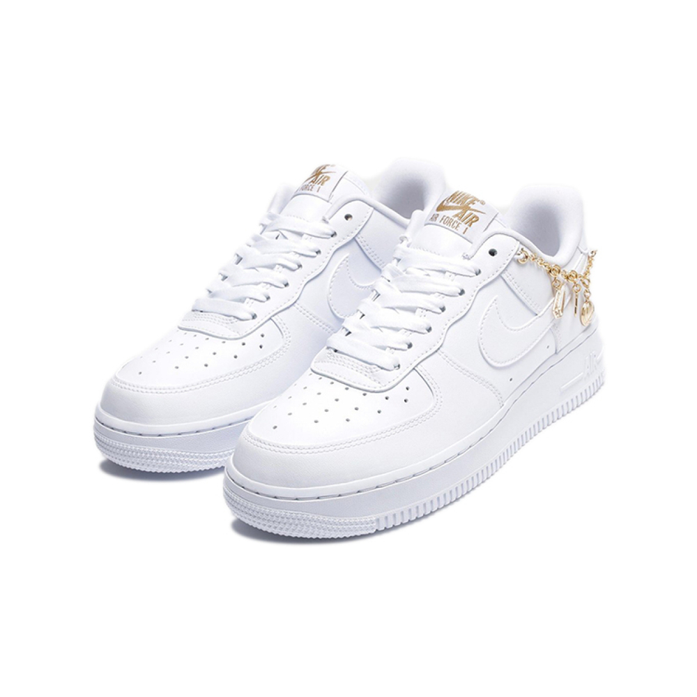 Кроссовки Nike Air Force 1 Low 07 LX Lucky Charms