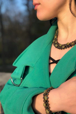 Браслет из бисера "Змейка" ручной работы с камнем Гранат (гроссуляр)