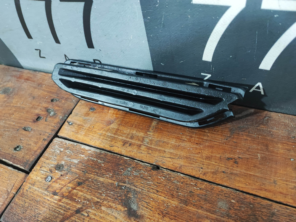 Накладка заднего бампера правая Haval F7 1 19-22 Б/У Оригинал 2804146XKQ00A