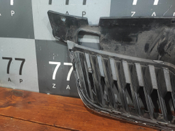 Решетка радиатора Skoda Fabia 2 10-14 Б/У Оригинал 5j0853668C