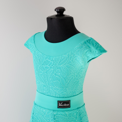 платье с широкой обтачкой