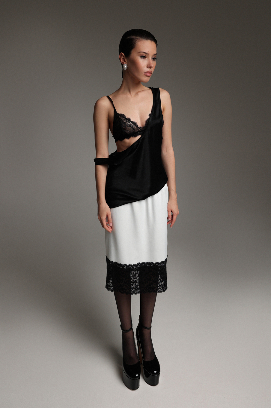 Юбка с кружевом