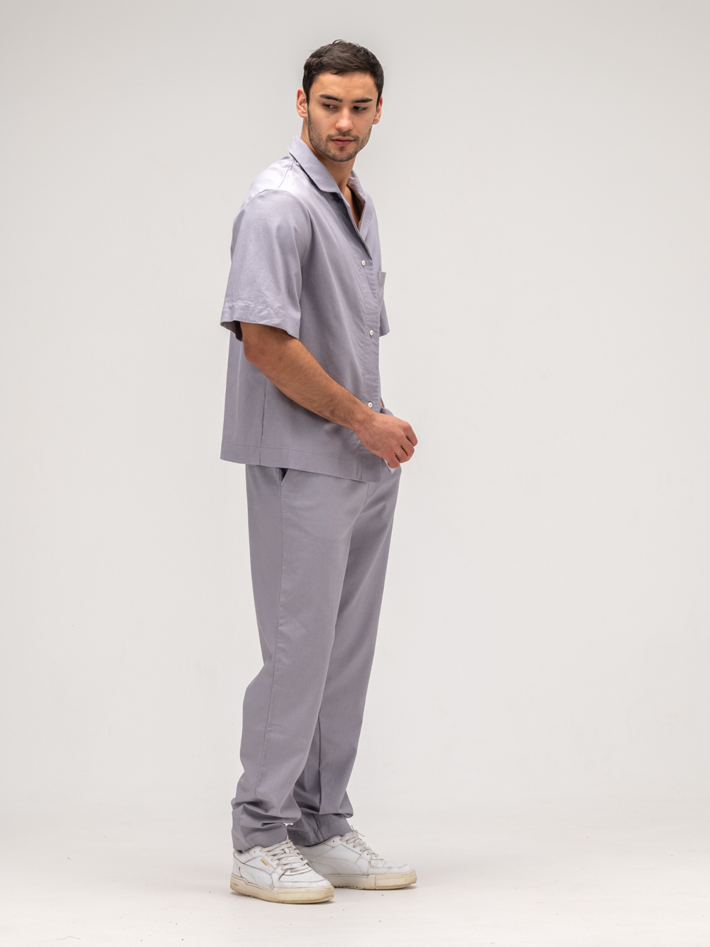 Костюм мужской льняной. Рубашка с брюками.Грей