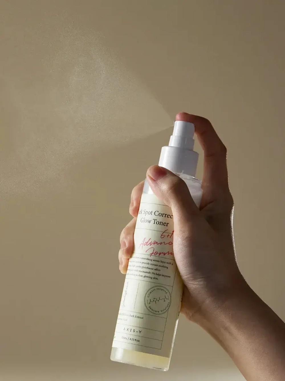 Axis-y Осветляющий двухфазный тонер-мист от пигментации и постакне Dark Spot Correcting Glow Toner 125 мл