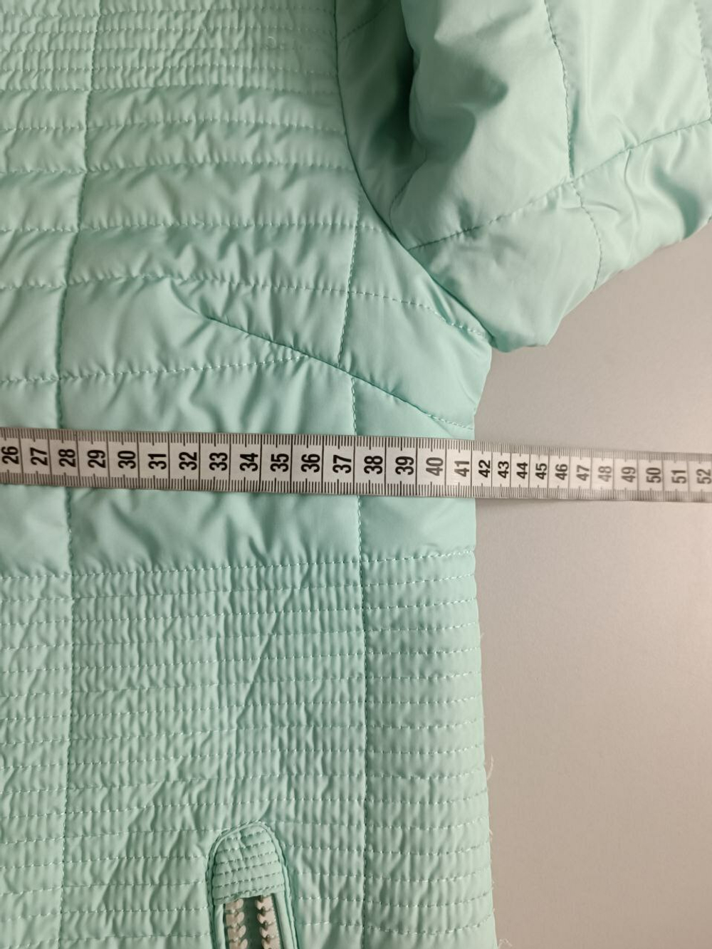 Пуховик Icebear светлый демисезонный 42 размер