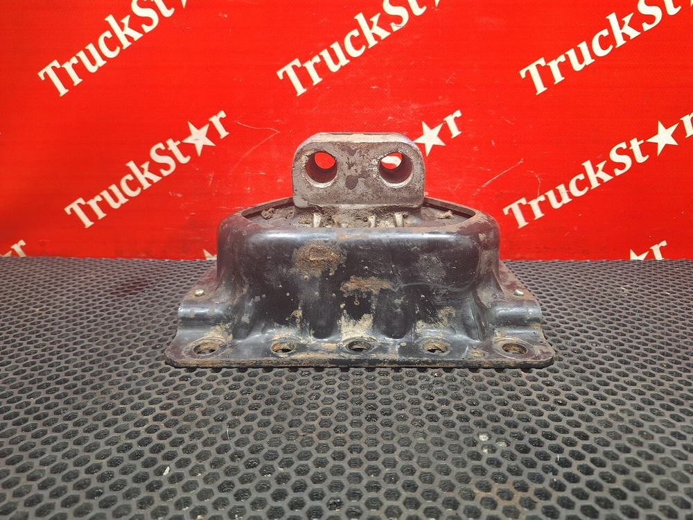 Подушка двигателя задняя