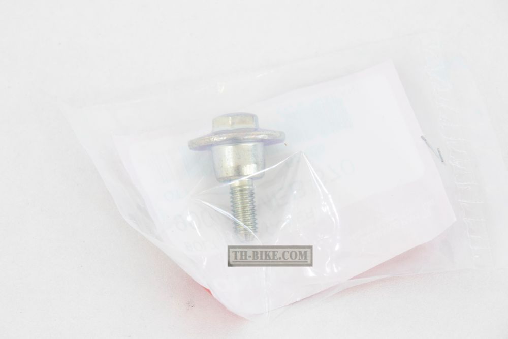 90002-MEB-670. BOLT, HEAD COVER