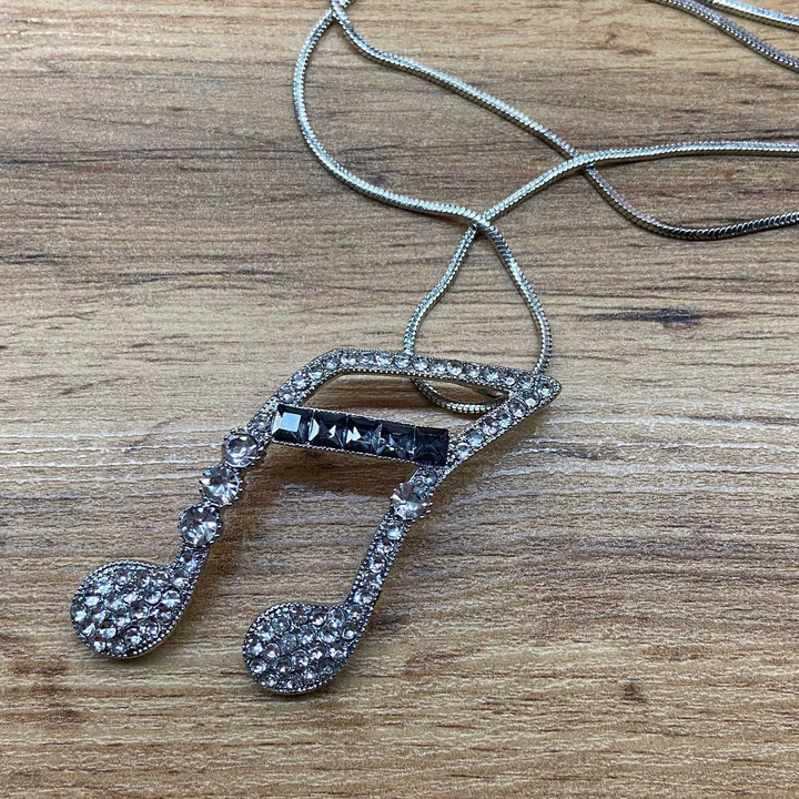 Кулон Нота кристалл серый серебристый стразы на цепочке металл серебристый