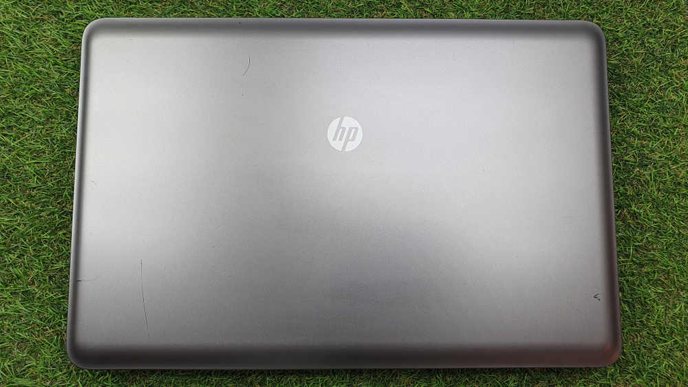 Ноутбук HP i3/4 Gb