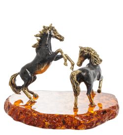 Народные промыслы AM-1943 Фигурка «Лошади Спирит и Гроза» (латунь, янтарь)
