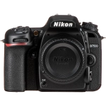 Зеркальный фотоаппарат Nikon D7500 Body