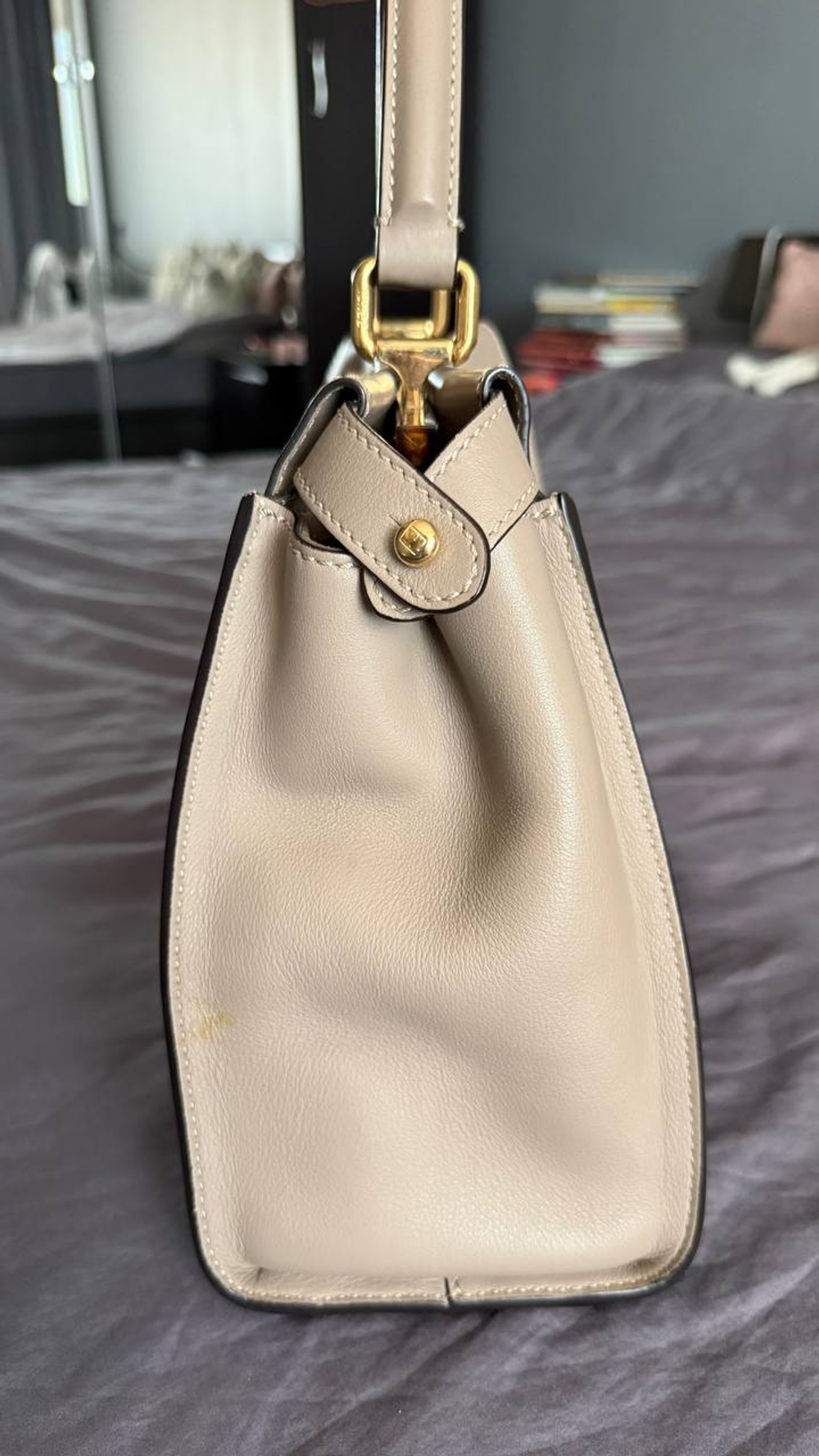 Сумка Fendi Peekaboo