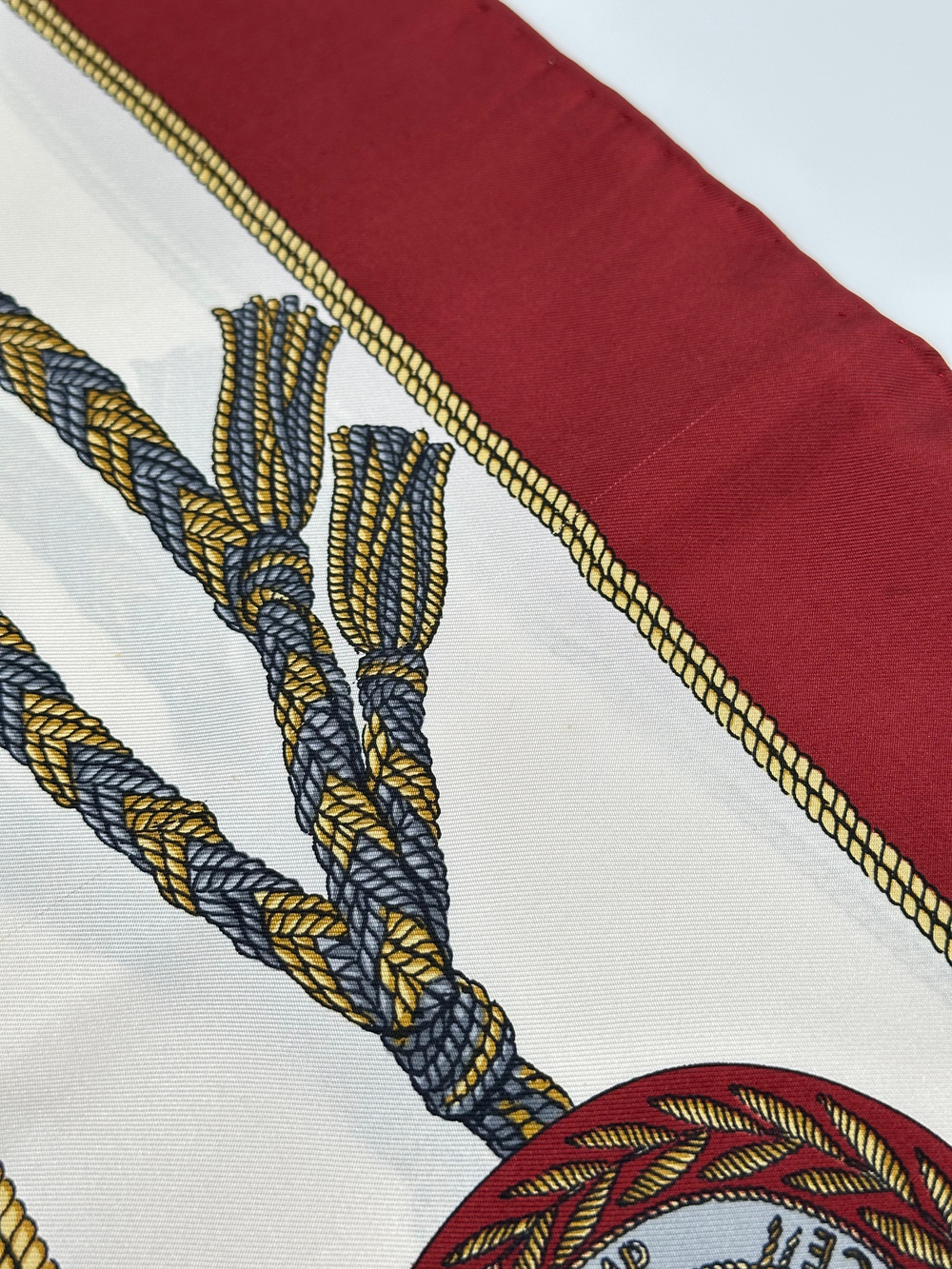 Платок Langchamp (только онлайн)