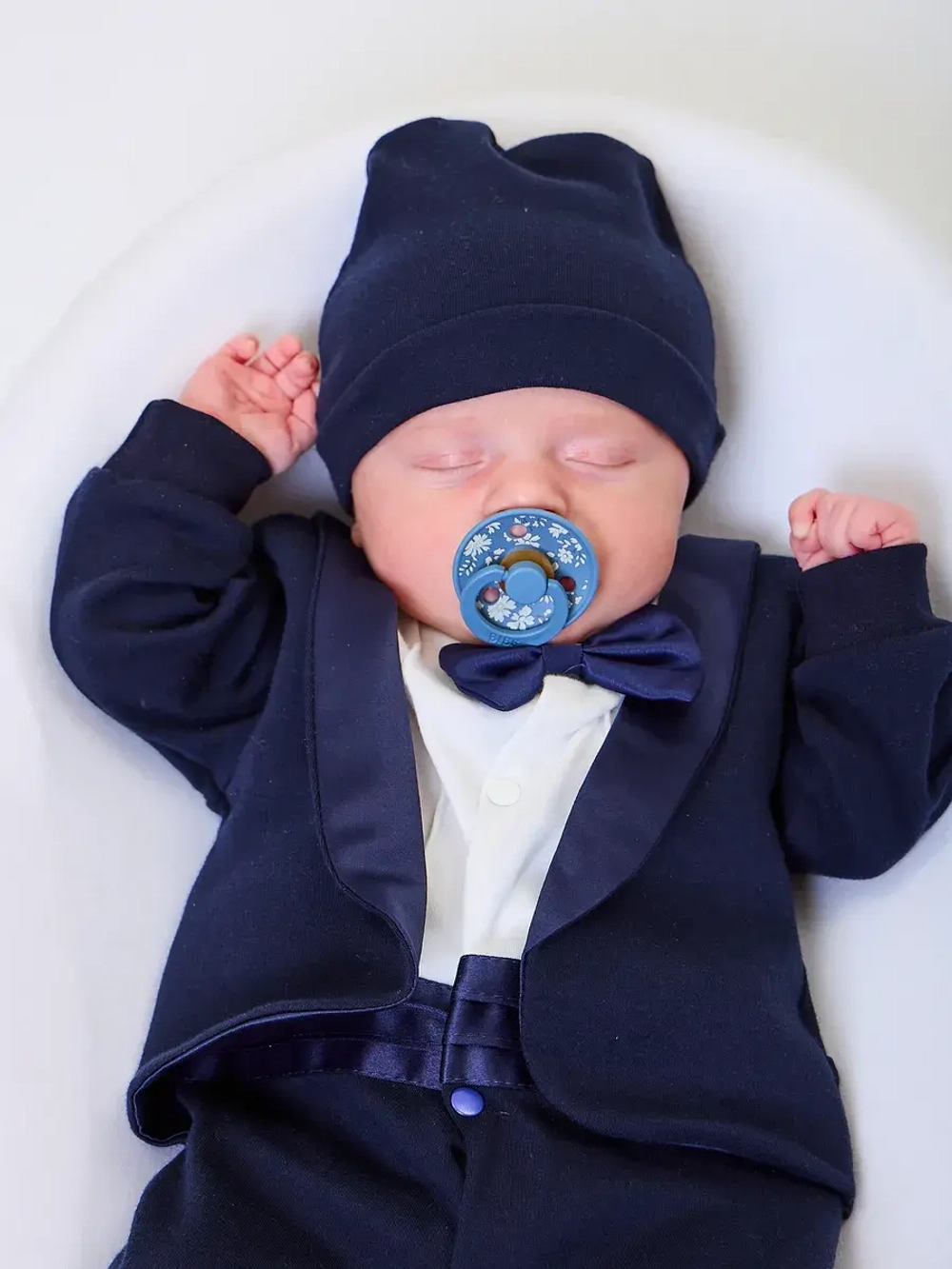 Конверт на выписку с костюмом летний