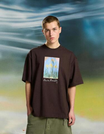 BERSHKA Футболка с короткими рукавами Claude Monet, коричневый